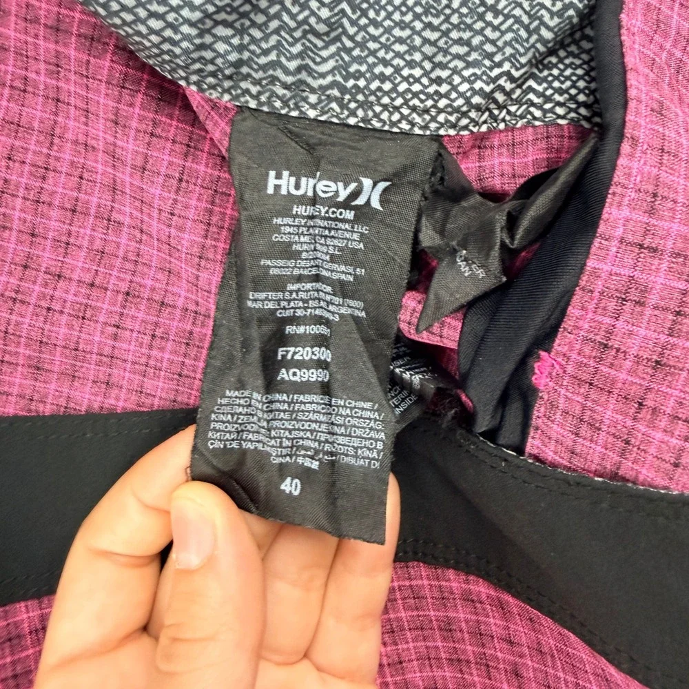 Hurley Phantom Board Shorts Men's 40 Pink Black Plaid Striped Swim Trunks AQ9990